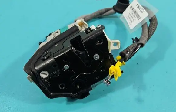 Audi A4 S4 B9 8W Rear door lock 8X0839015D IMPRK1549226