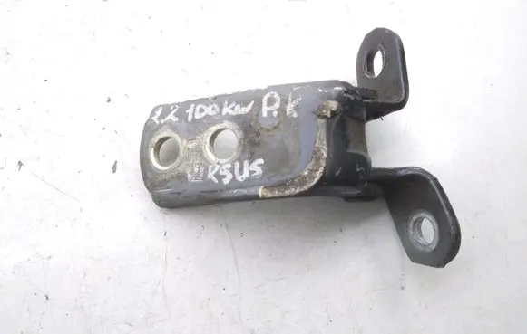 Toyota RAV 4 (XA30) Front door upper hinge
