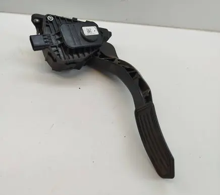 Ford Mondeo MK V Accelerator throttle pedal 9F836CT8UC