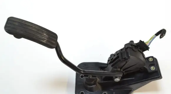Jaguar XF X250 Accelerator throttle pedal 8X239F832