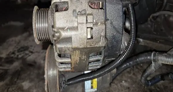 Nissan Primera Generator/alternator 8200290217