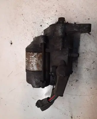 Toyota Yaris Starter motor 2810033050