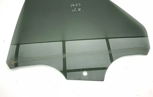 Peugeot 3008 III Rear door window glass