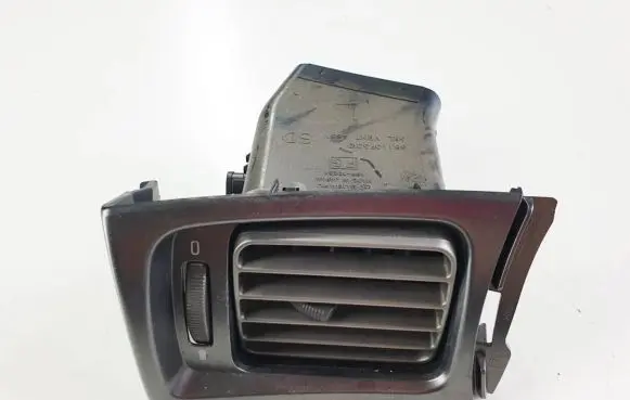 Subaru Impreza III Dashboard side air vent grill/cover trim