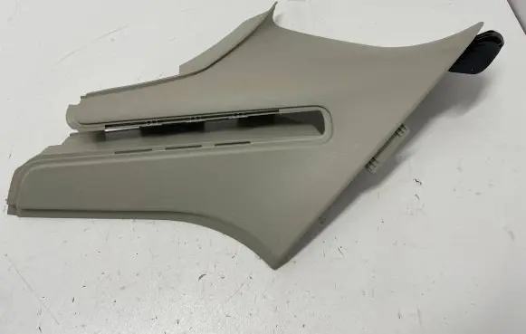 Volvo XC60 (D)pillar trim (top) 31425704