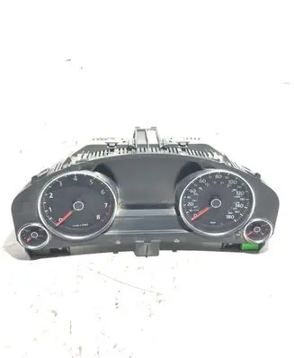 Volkswagen Touareg II Speedometer (instrument cluster) 7P6920980 0263677012