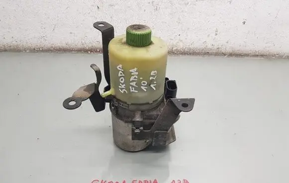 Skoda Fabia Mk2 (5J) Power steering pump 6R0423156A 6Q1423051CE 6Q2423051AN