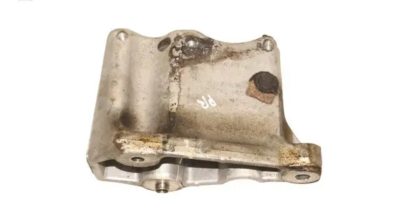 BMW 2 F45 Engine mounting bracket 8603620