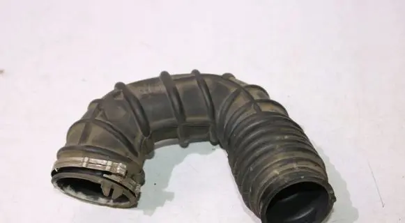 Ford Fiesta Air intake hose/pipe 2S619R504