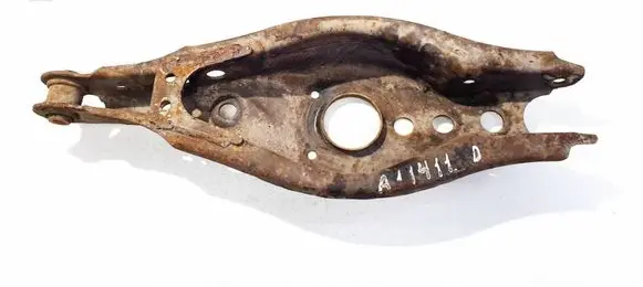 Toyota Avensis T270 Rear upper control arm/wishbone