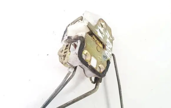 Honda FR-V Front door lock