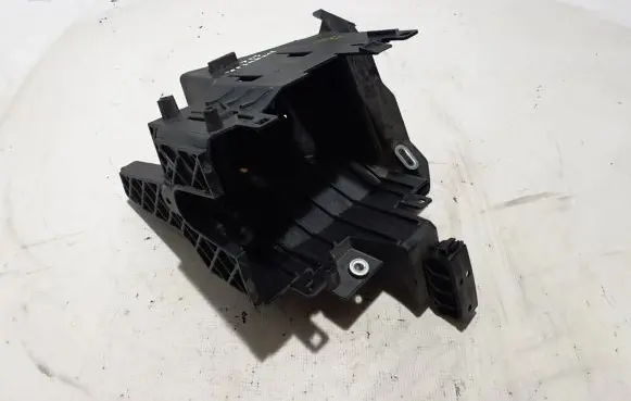 Dodge Durango Fuse module 68318605AA