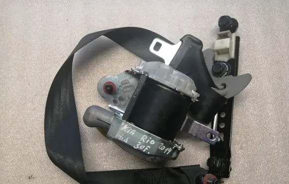 KIA Rio Front seatbelt 888701W600HCS 888701W600 888801W600