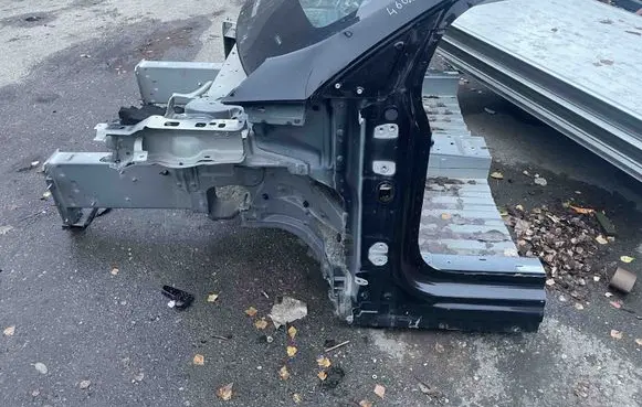 Front quarter panel