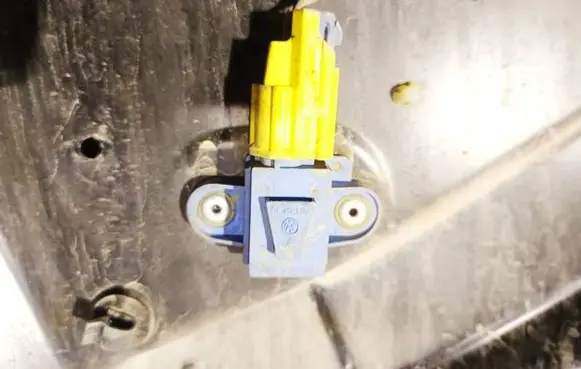Opel Zafira A Airbag deployment crash/impact sensor 1K0955557A