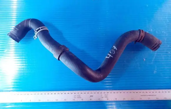 Ford Focus Engine coolant pipe/hose 3M5H8260BK