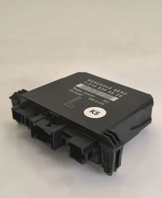 Mercedes-Benz E W210 Door control unit/module 2108203526 354267