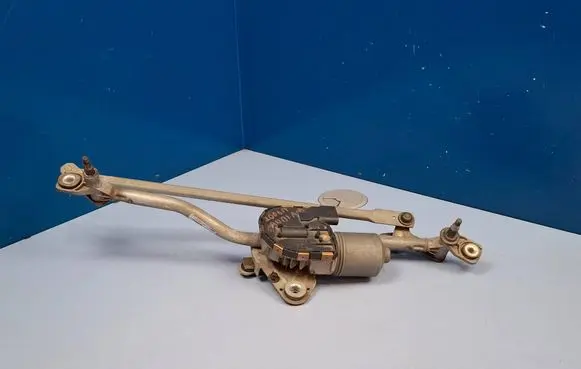Front wiper linkage and motor