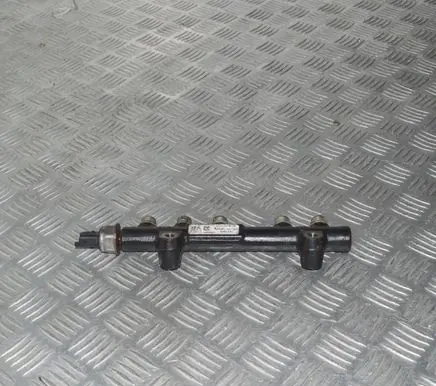 Citroen C4 II Fuel main line pipe 9684753080