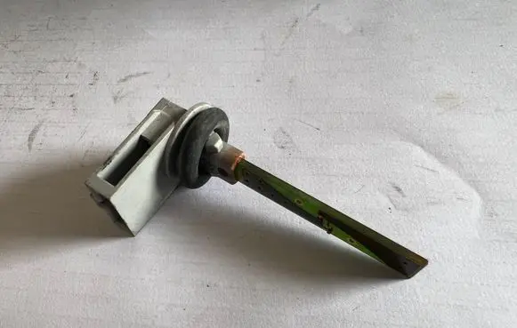 Audi A4 S4 B7 8E 8H Interior temperature sensor 4B0820539