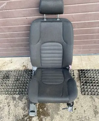 Nissan Pathfinder R51 Front passenger seat 