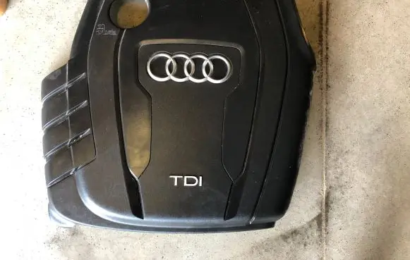 Audi A4 S4 B8 8K Engine cover (trim) 03L103925 03L103925AS