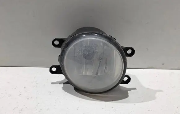 Lexus CT 200H Front fog light 312100W050