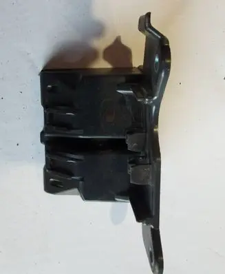 Peugeot 3008 II Other engine bay part 9814736280