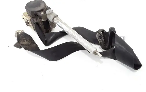 Audi A4 S4 B5 8D Front seatbelt 8D0857705A