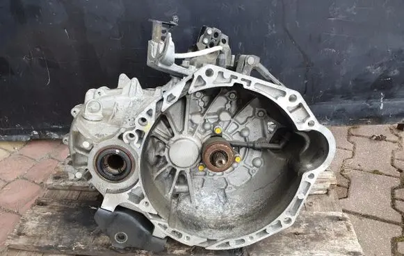 Hyundai i30 Manual 5 speed gearbox FLJ6