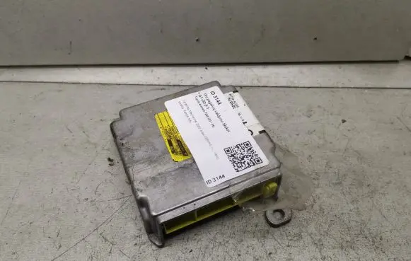 Toyota Avensis T250 Airbag control unit/module 8917005120