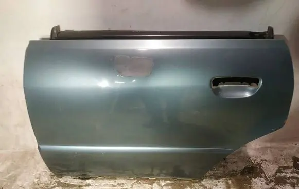 Rear door
