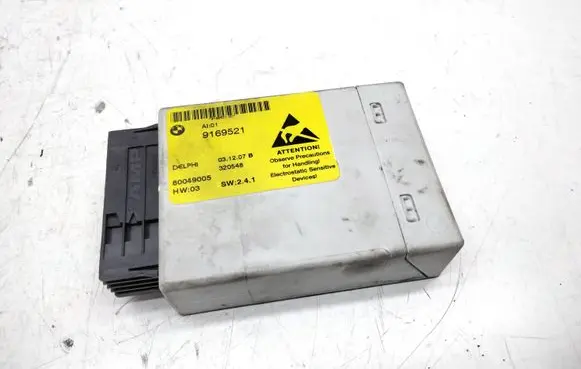 BMW 5 E60 E61 Central console control unit 9169521
