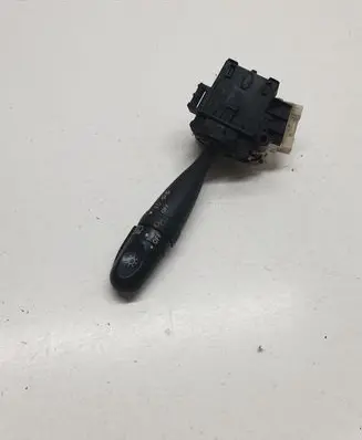 Toyota RAV 4 (XA20) Indicator stalk 1736482