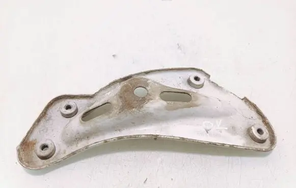 Skoda Octavia Mk2 (1Z) Fender mounting bracket 1z0810680