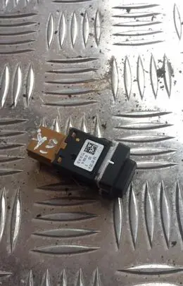 Skoda Fabia Mk2 (5J) ESP (stability program) switch 5j0927133a