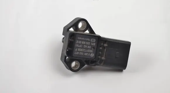 Volkswagen PASSAT B8 Air pressure sensor 0281002977 03G906051E 160201T223638F