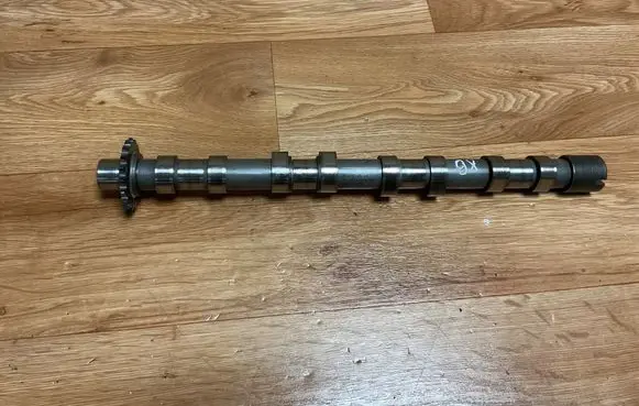 Ford Mondeo MK IV Camshaft 9670585180 001038997
