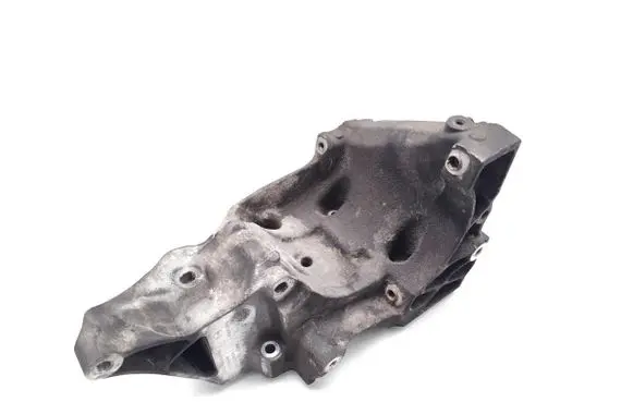 BMW 1 F20 F21 Generator/alternator bracket 7802639 18992010
