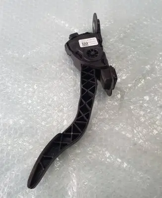 Tesla Model S Accelerator throttle pedal BE5C9F836AA 6PV93337017