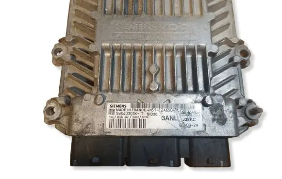 Ford Focus Engine control unit/module ECU 4M5112A650JL 5WS40303KT SID202