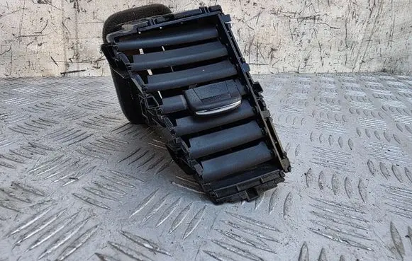 Infiniti QX60 L50 Dash center air vent grill 687513JA0A E9425311E100