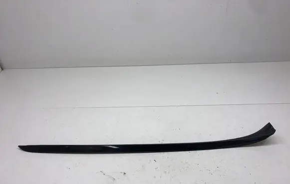 BMW 3 E90 E91 Windshield trim