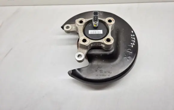 Citroen C4 II Picasso Rear wheel hub 9811408680