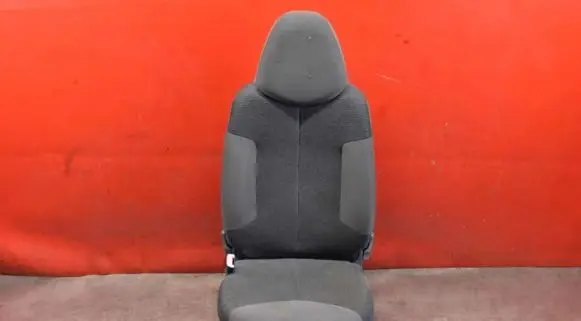 Peugeot 107 Front driver seat 