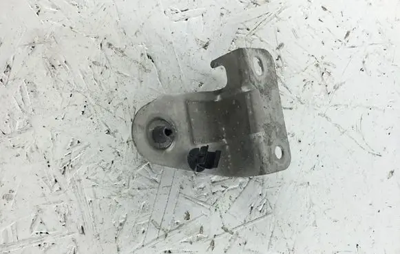 BMW X5 F15 Front door exterior handle/bracket 7213701