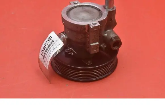 Renault Laguna III Power steering pump 8200374085