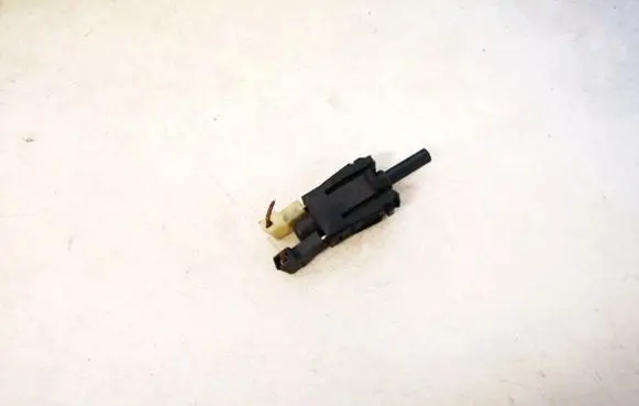 Mercedes-Benz C W204 Brake pedal sensor switch 0015458714