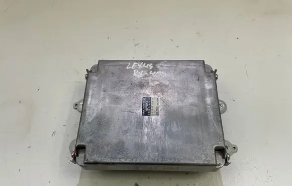 Lexus RX 330 - 350 - 400H Battery control module 8989248010 4690000112