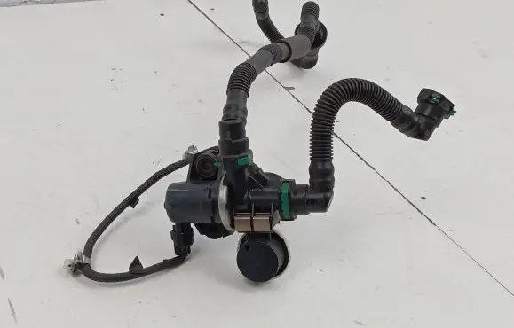 Toyota Prius (XW50) Fuel tank valve 7771047020 1019207040